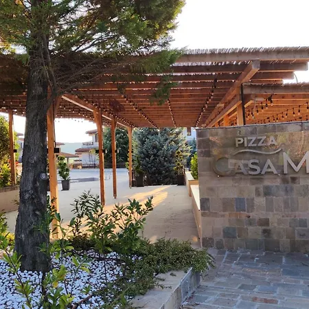 Dako Flats I Santa Marina I Modern & Seaside Days
